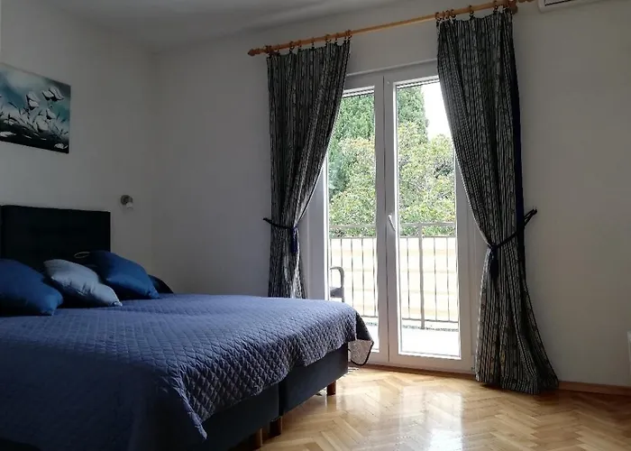 Lino Apartments