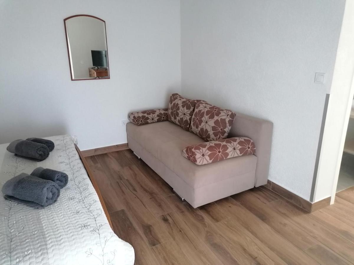 Lino Apartment