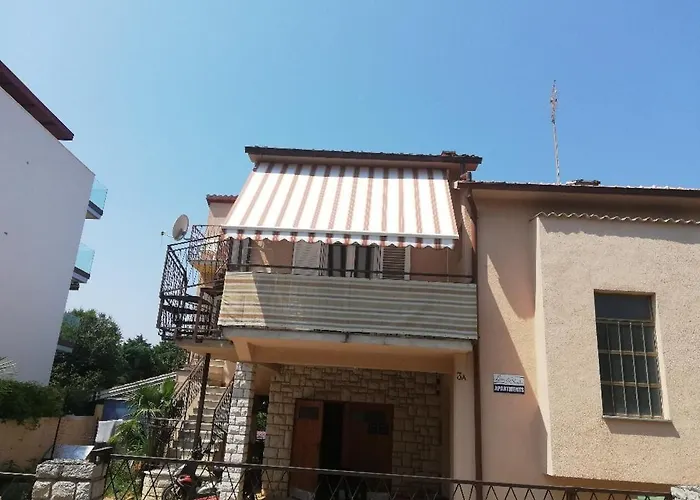 Lino Apartments